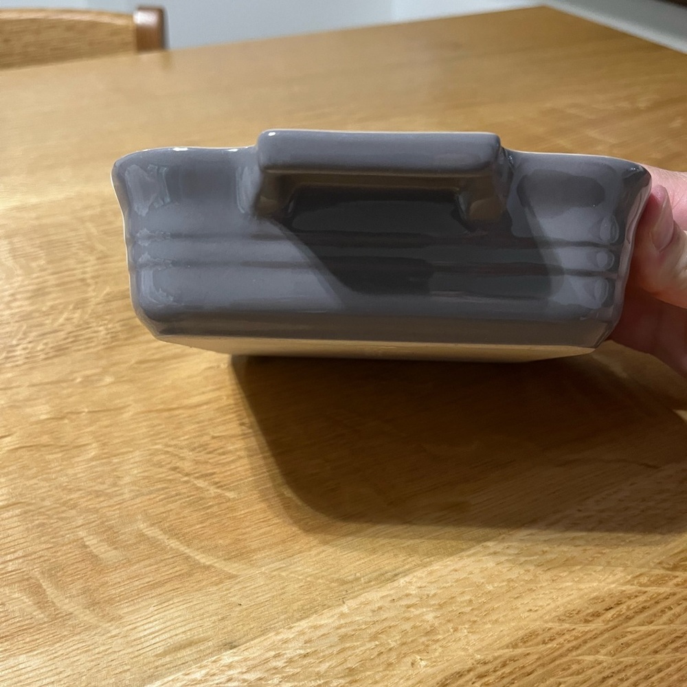 Le Creuset Cream Grey Stoneware Baking Dish 18-27 small 5.5x5.5 square - Picture 5 of 6